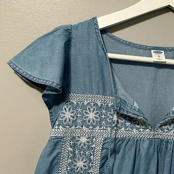 Old Navy Embroidered Tencel Swing Dress - Picture 7 of 12